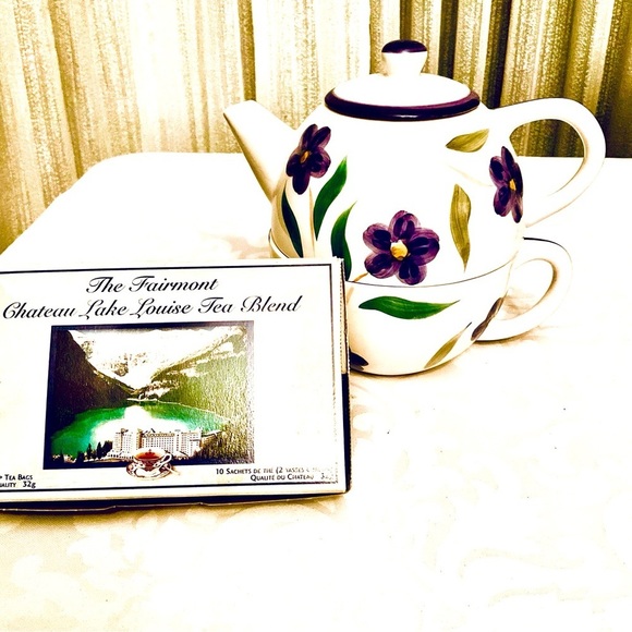 Ceramic Tea for One Teapot & Tea cup, Purple Floral BONUS Tea from Lake Louise - Picture 2 of 7